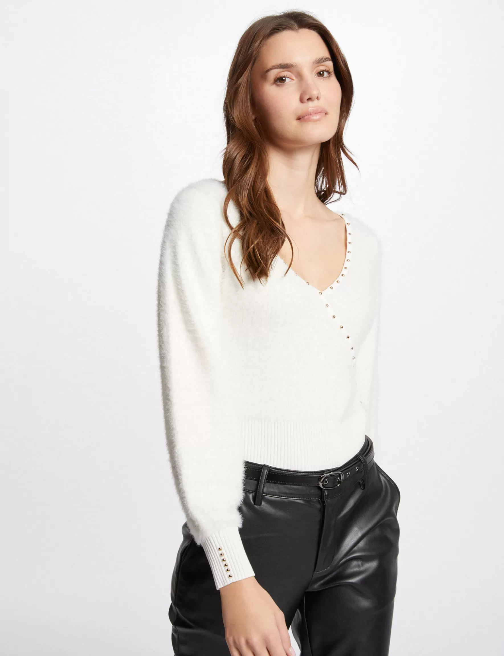 Clothes MORGAN ^Jumper V-neck and studs ladies' ecru